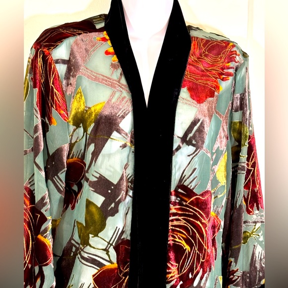 Kimono Jacket With  Black Velvet Trim Sheer Fabric With Velvet Design. 1 Size - Picture 3 of 13